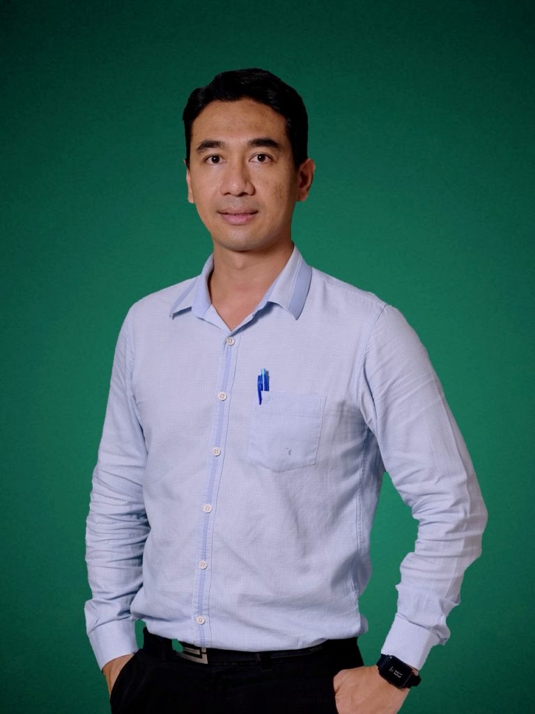 ผศ กรกต สุวรรณรัตน์