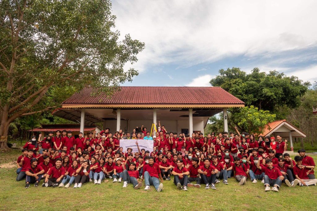 หลักสูตรวิศวกรรมไฟฟ้า จัดค่ายอาสาพัฒนาระบบไฟฟ้าแรงดันต่ำ ครั้งที่ 12