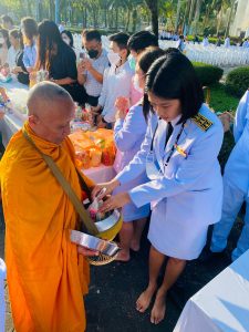 ส.วิศวะ ม.วลัยลักษณ์ ร่วมทําบุญตักบาตร เนื่องในโอกาสวันสถาปนามหาวิทยาลัยวลัยลักษณ์ ครบปีที่ 31