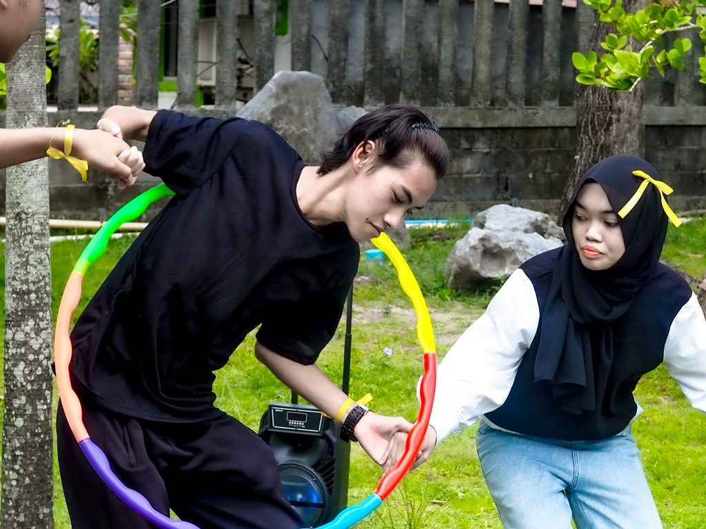 สานสัมพันธ์ไฟฟ้า