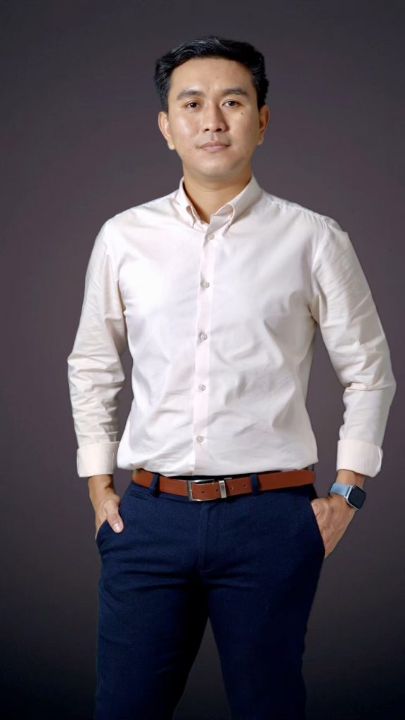 ผศ.ดร.กมล ถิ่นสุราษฎร์