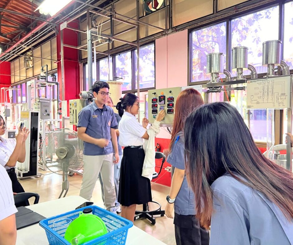 เปิดบ้านวิศวกรรม