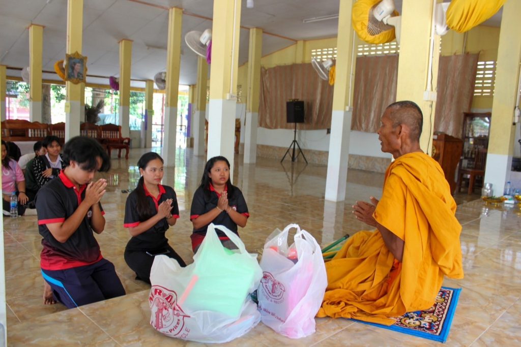 สโมสรนักศึกษาวิศวะจัดค่ายจิตอาสา