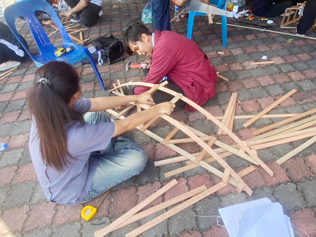 นศ.วิศวะฯ โยธา มวล. กวาด 3 รางวัล มาเลเซีย