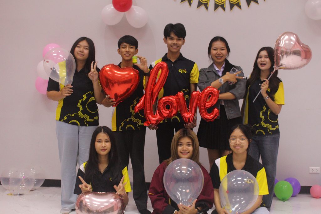 ปัจฉิมแสดงความยินดีพี่บัณฑิตสาขาวิศวกรรมเคมี