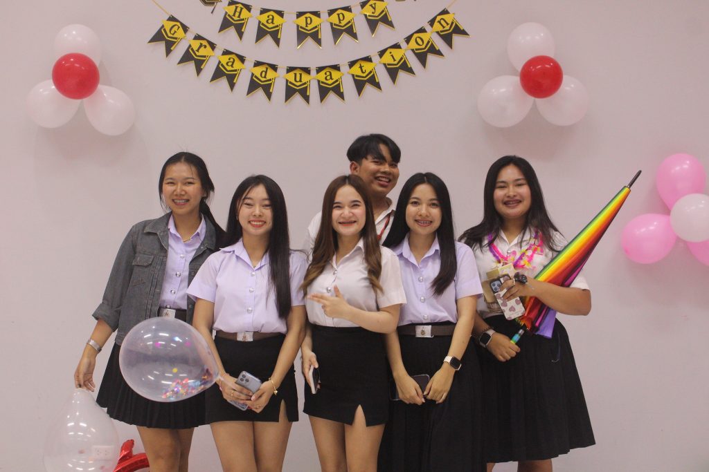 ปัจฉิมแสดงความยินดีพี่บัณฑิตสาขาวิศวกรรมเคมี