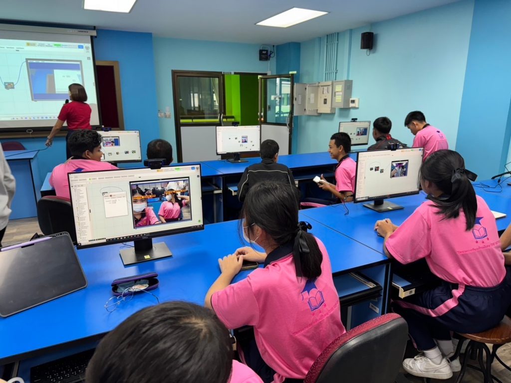 วิศวกรรมคอมพิวเตอร์ฯ จัดกิจกรรมเปิดบ้านวิศวะ มวล. Open SET