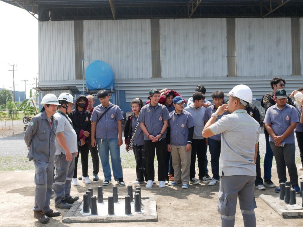 นักศึกษาวิศวกรรมไฟฟ้า ปี 3 ม.วลัยลักษณ์ เรียนรู้นอกห้องเรียนด้านพลังงานหมุนเวียน ณ บริษัทอีเอ วินด์ หาดกังหัน 3 จำกัด