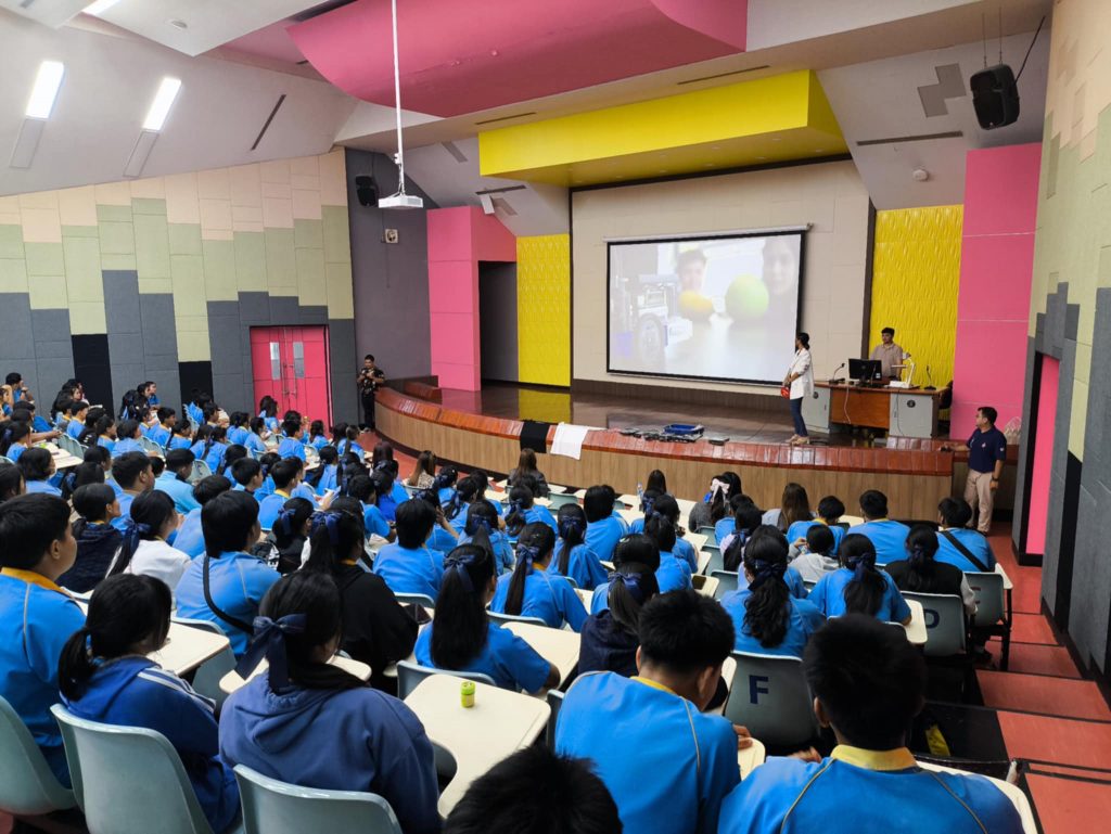 สำนักวิศวกรรมศาสตร์และเทคโนโลยี ต้อนรับครูและนักเรียนโรงเรียนสิเกาประชาผดุงวิทย์ จ.ตรัง