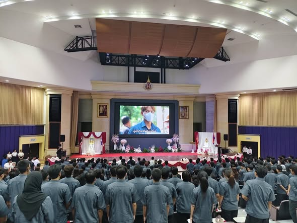 รับเสื้อช๊อป–เกียร์วิศวะ