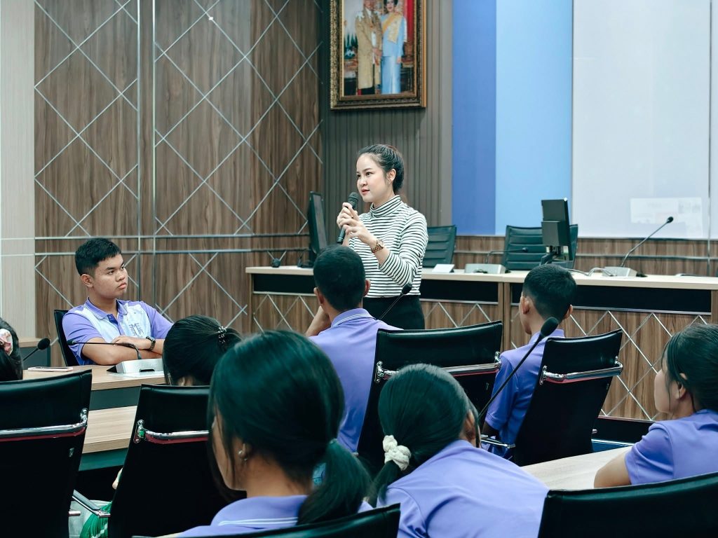 สำนักวิชาวิศวกรรมศาสตร์และเทคโนโลยี ร่วมแนะแนวการศึกษาต่อ ณ โรงเรียนนวมินทราชูทิศ ทักษิณ จังหวัดสงขลา