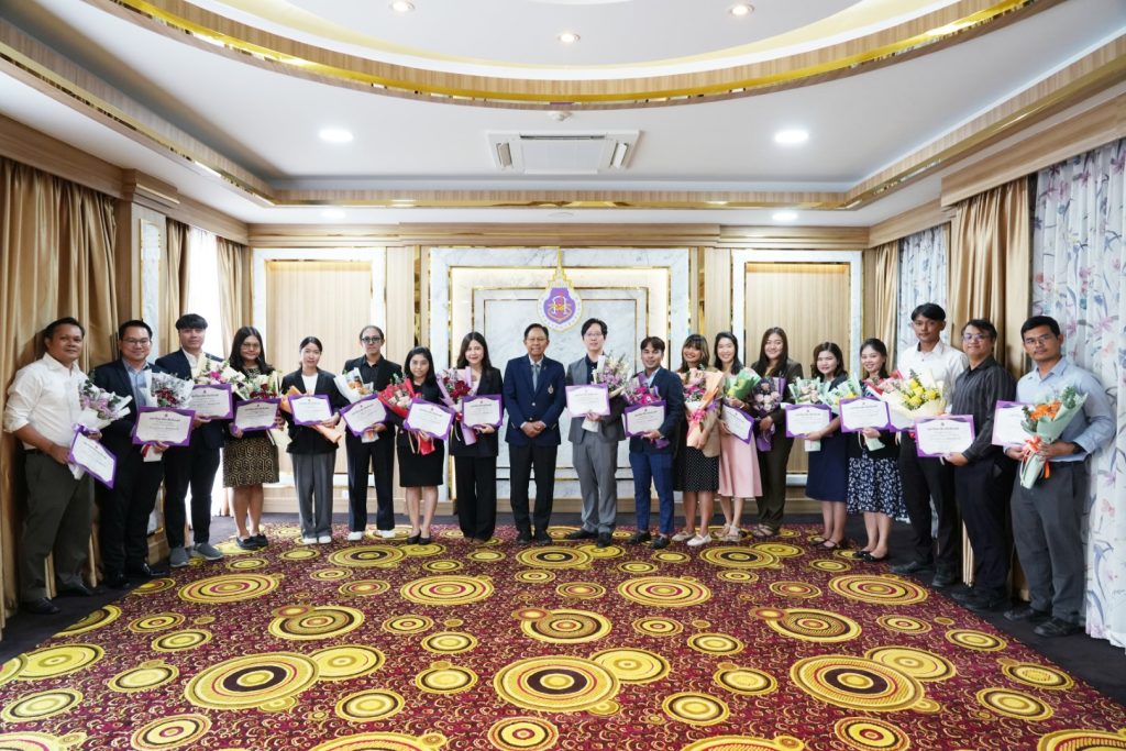 สำนักวิชาวิศวกรรมศาสตร์และเทคโนโลยี ร่วมแสดงความยินดีกับคณาจารย์ที่ได้รับแต่งตั้งให้ดำรงตำแหน่งทางวิชาการ