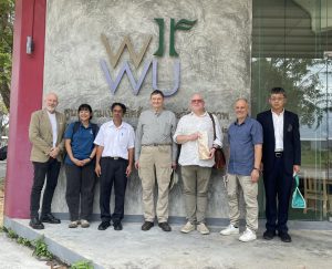 มหาวิทยาลัยวลัยลักษณ์ต้อนรับคณะนักวิจัยไทย–สวีเดน ศึกษาการทดสอบสมบัติเชิงกลของไม้โครงสร้างและไม้ปาล์มน้ำมัน